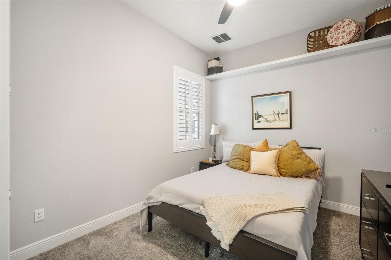 Image 15 of 28 For 610 Winterside Drive