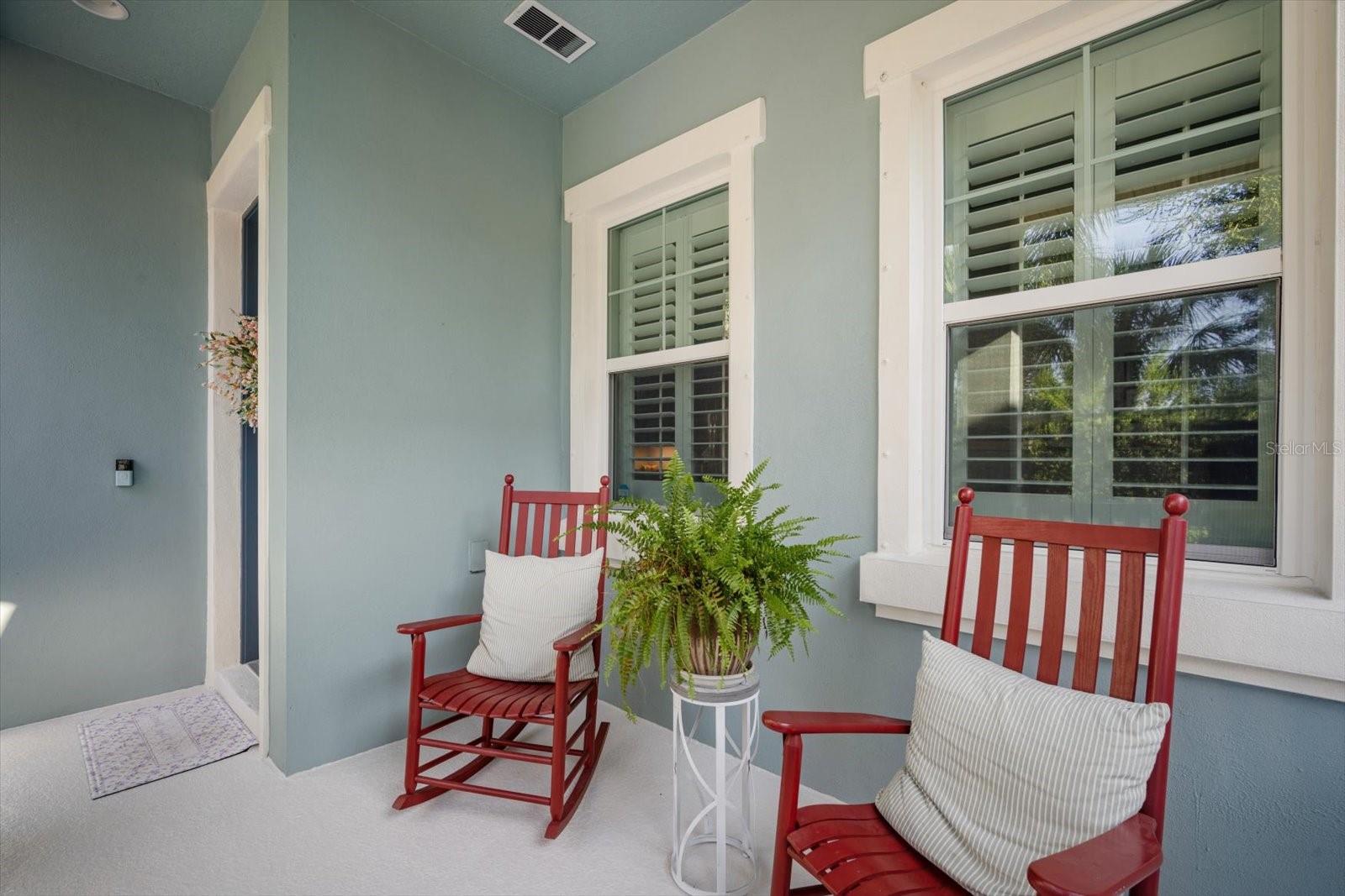 Image 4 of 28 For 610 Winterside Drive
