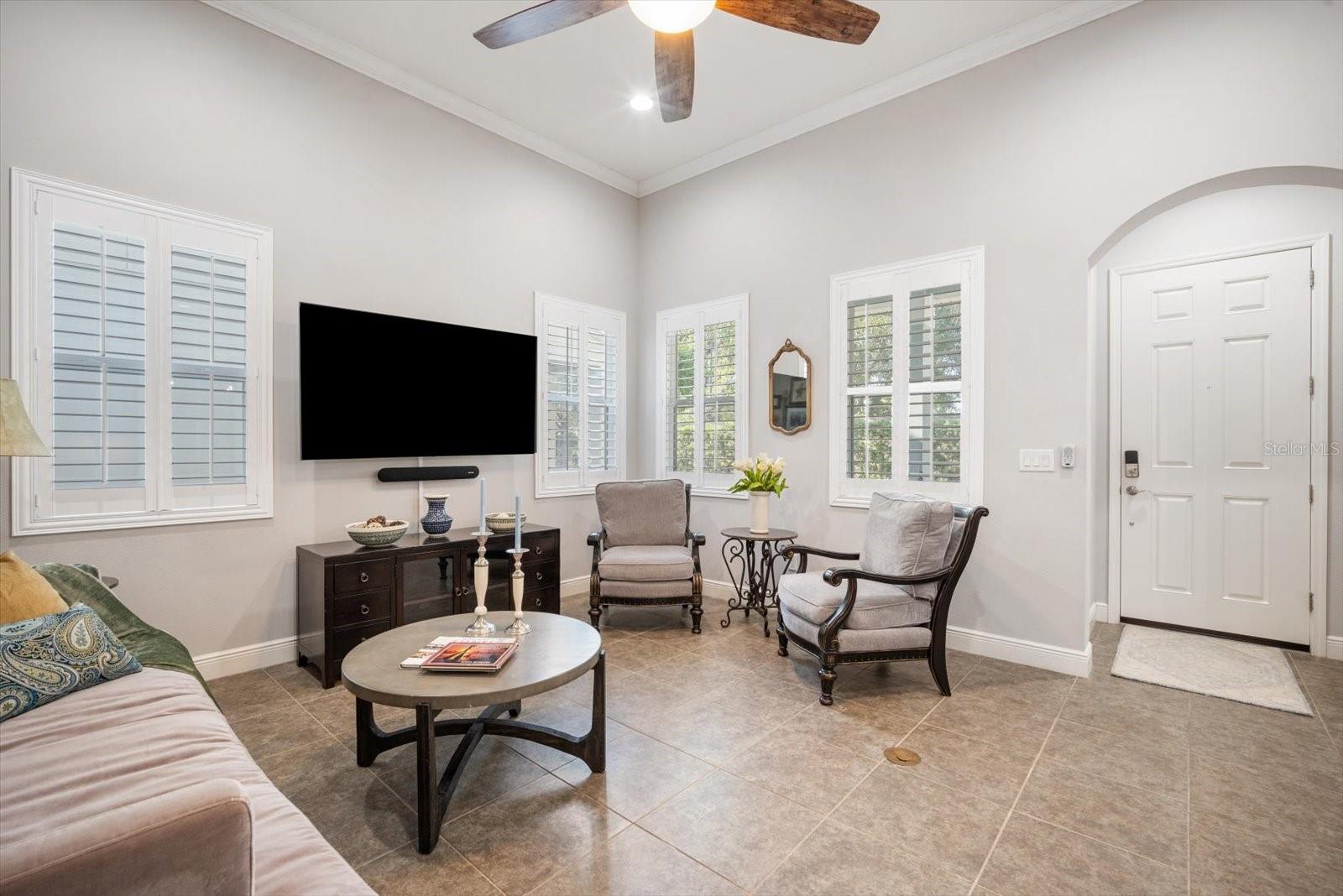 Image 5 of 28 For 610 Winterside Drive