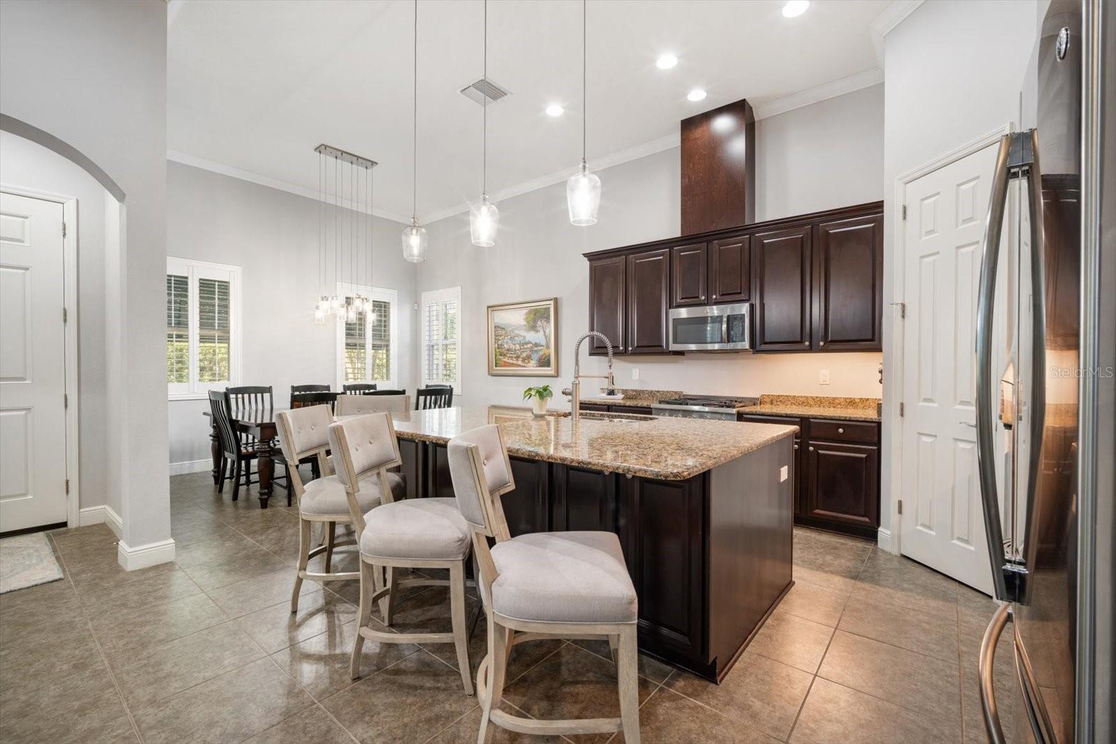 Image 7 of 28 For 610 Winterside Drive