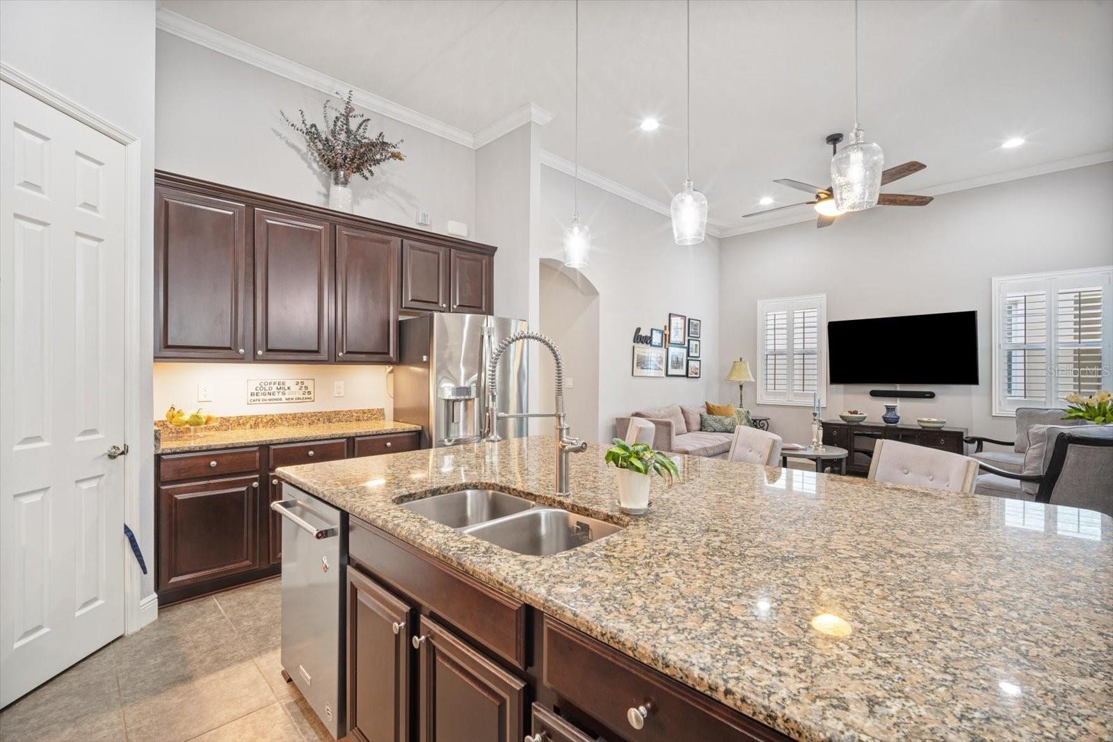 Image 9 of 28 For 610 Winterside Drive