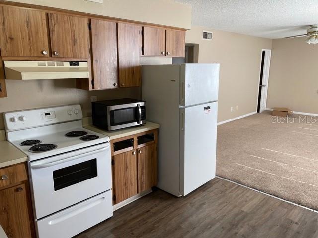 Image 7 of 19 For 3716 Bay Avenue B