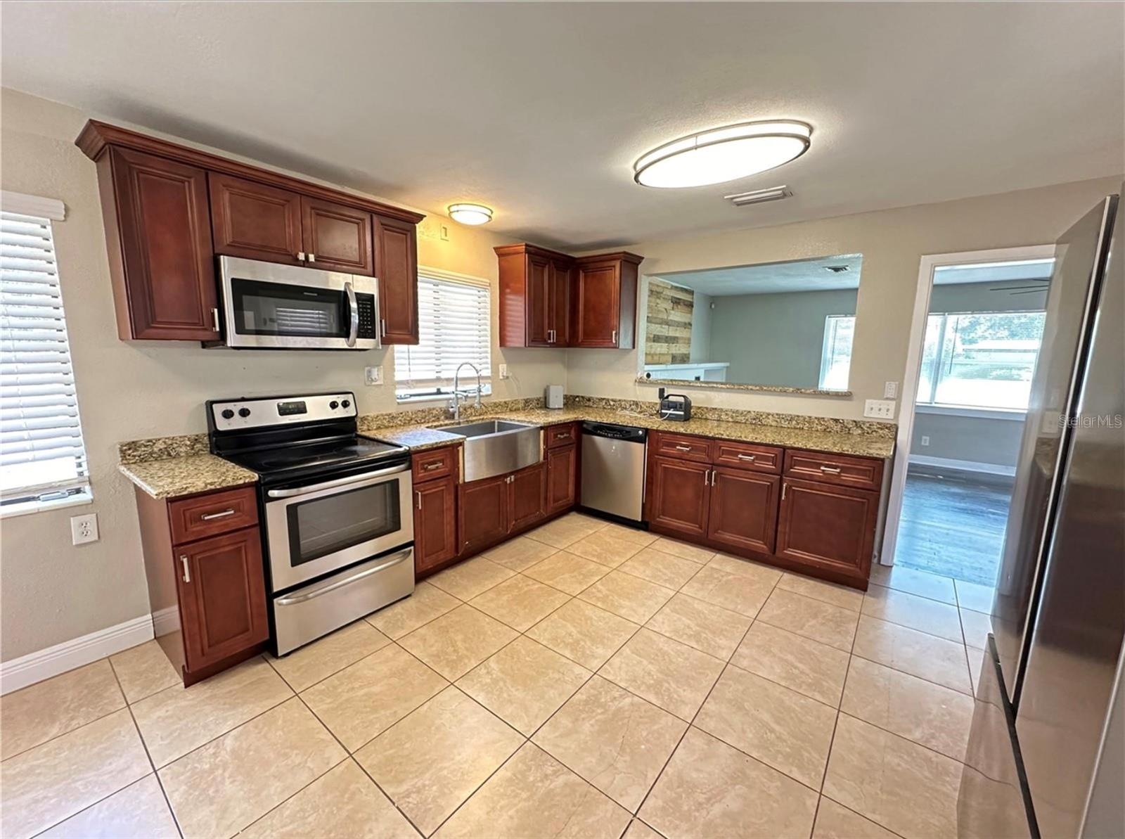 Image 8 of 15 For 1724 49th Street N