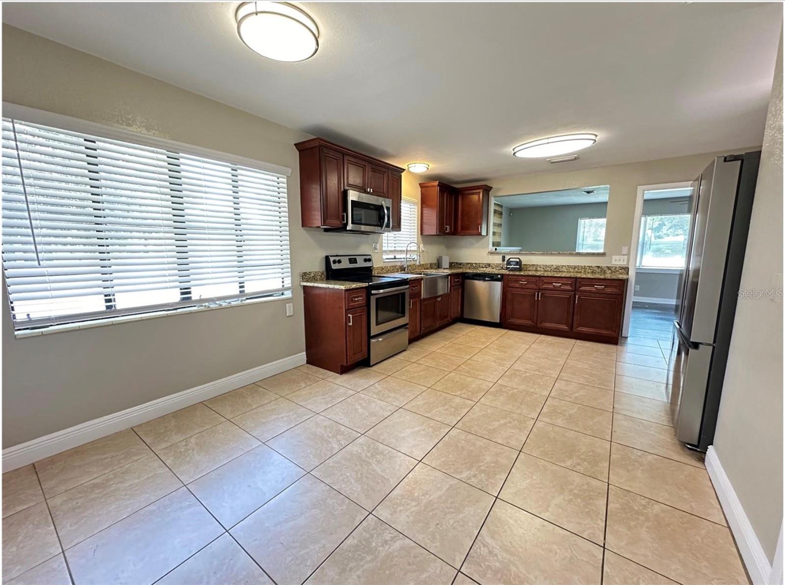 Image 9 of 15 For 1724 49th Street N