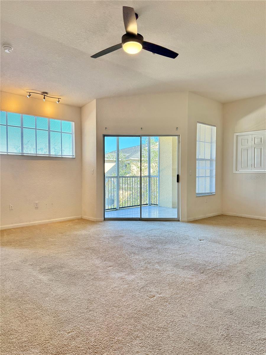 Image 22 of 34 For 5125 Palm Springs Boulevard 3301