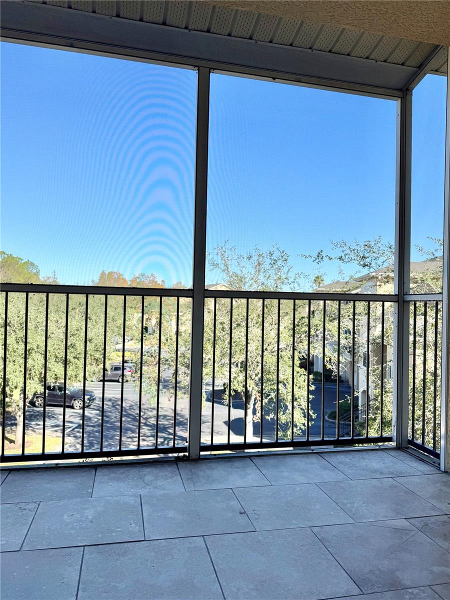 Image 24 of 34 For 5125 Palm Springs Boulevard 3301