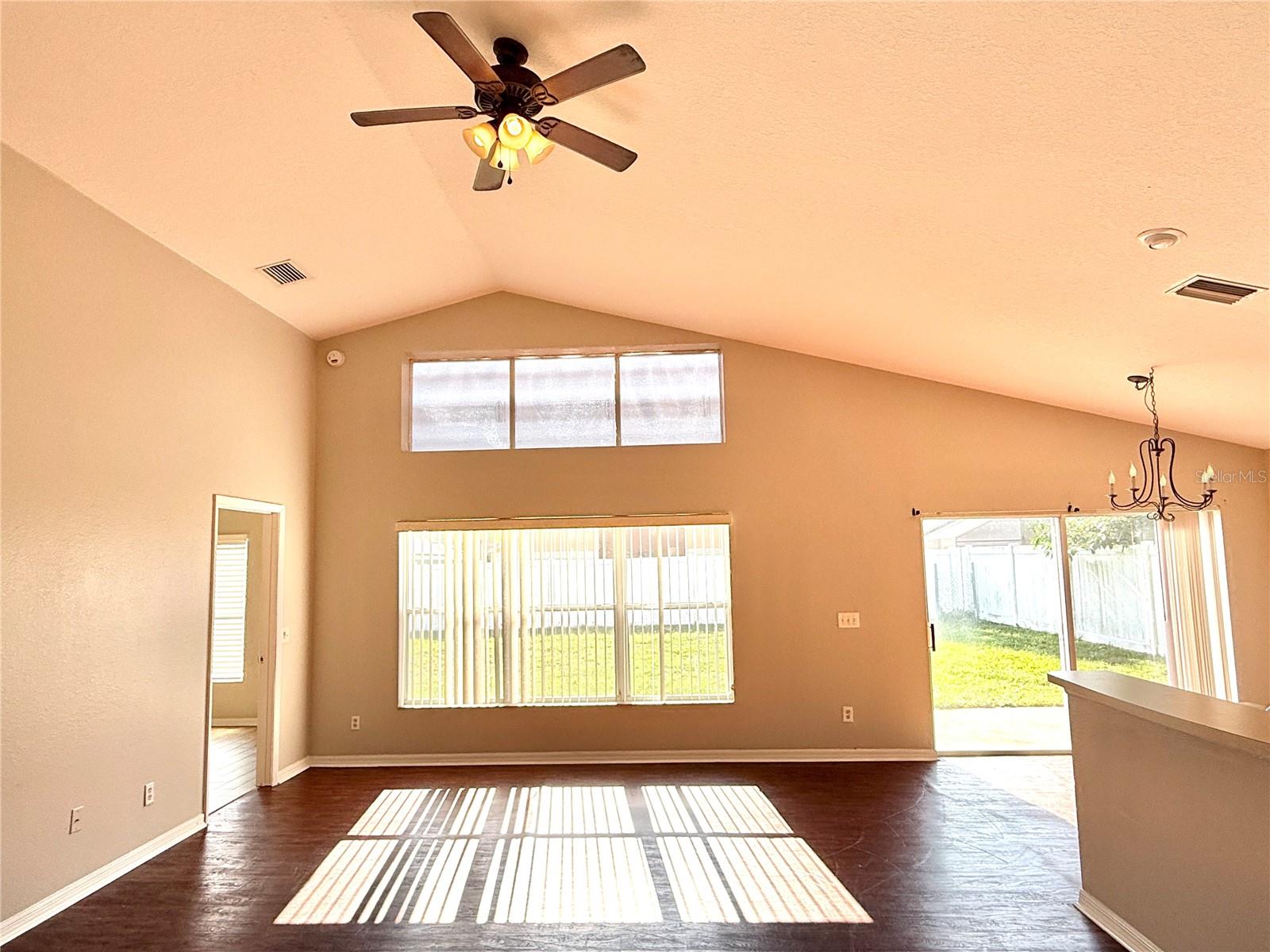 Image 4 of 31 For 3062 Buckeye Pointe Drive