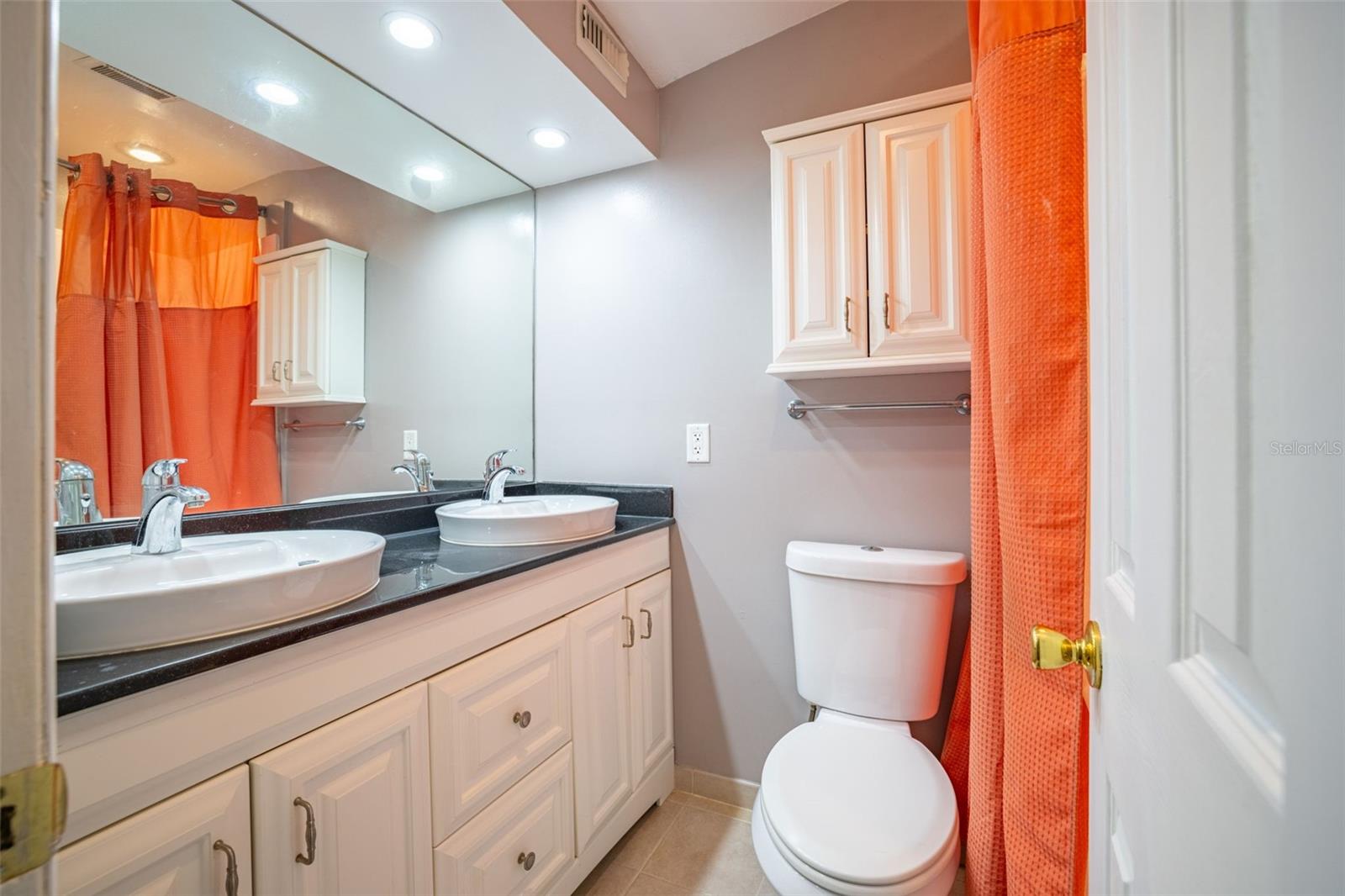 Image 19 of 43 For 4314 La Mora Court