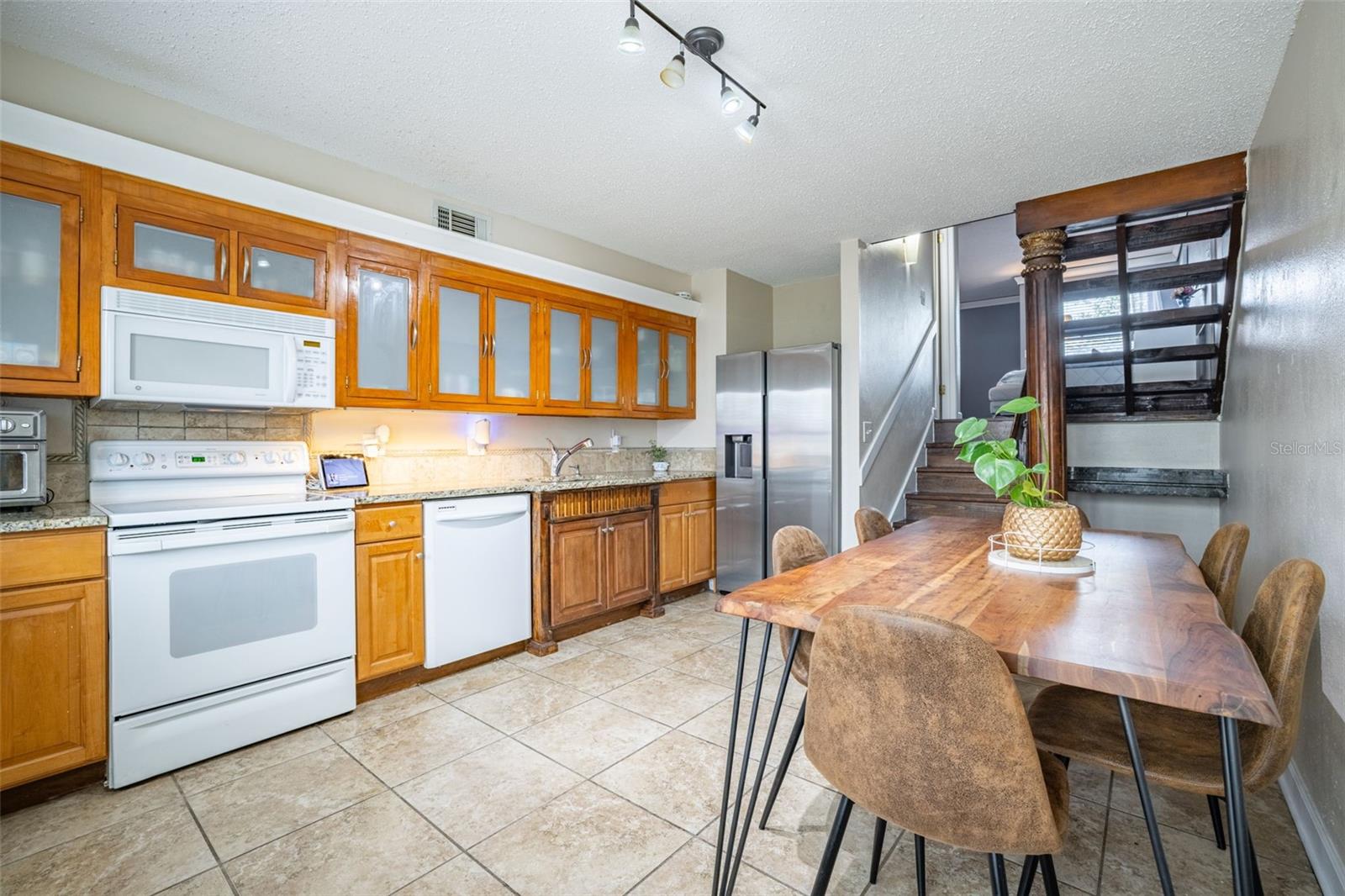 Image 6 of 43 For 4314 La Mora Court