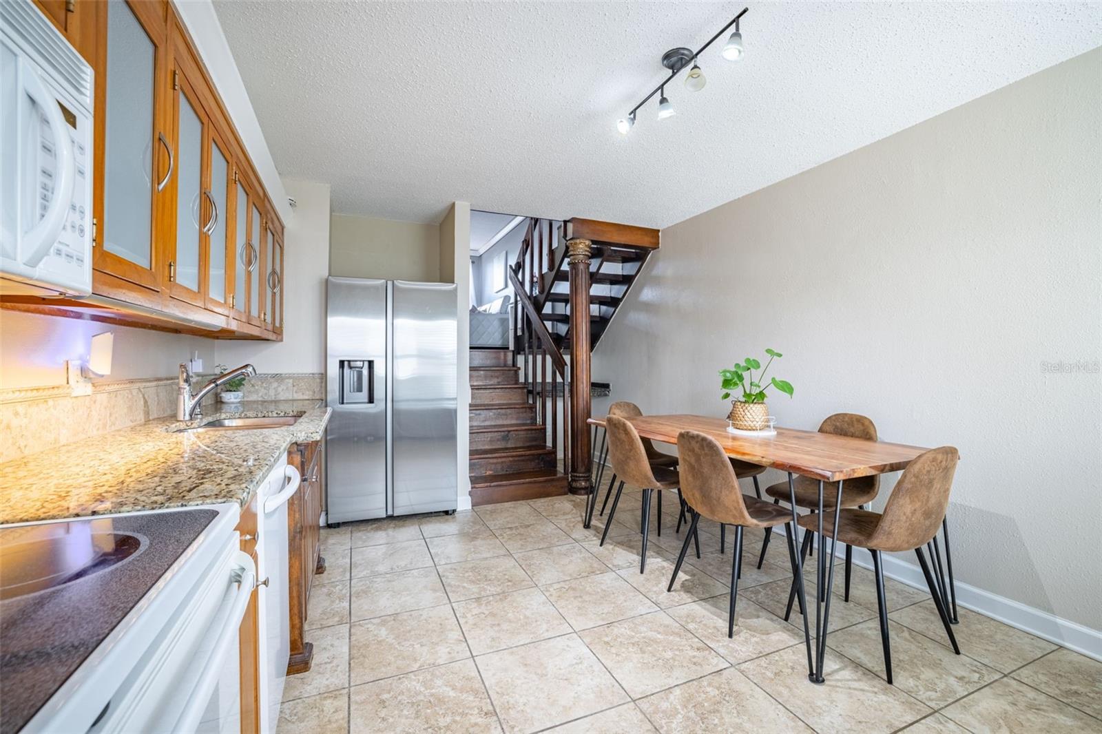 Image 7 of 43 For 4314 La Mora Court