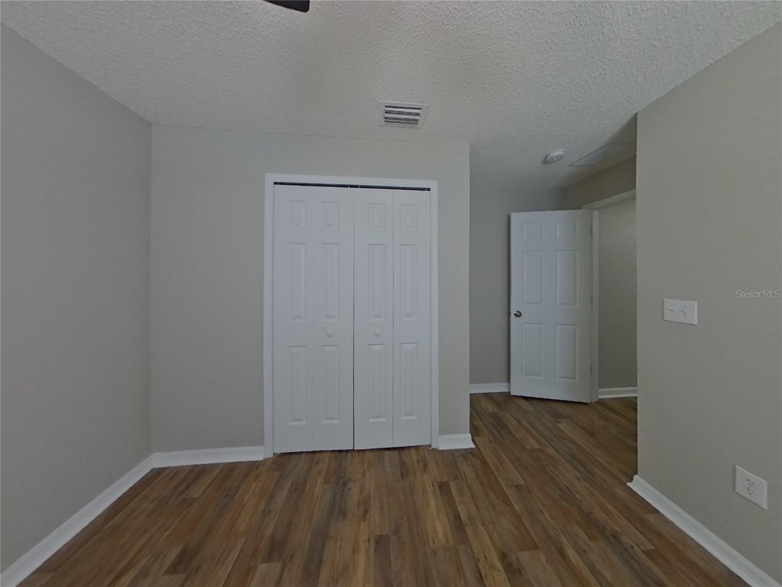 Image 10 of 15 For 11749 Lynmoor Drive