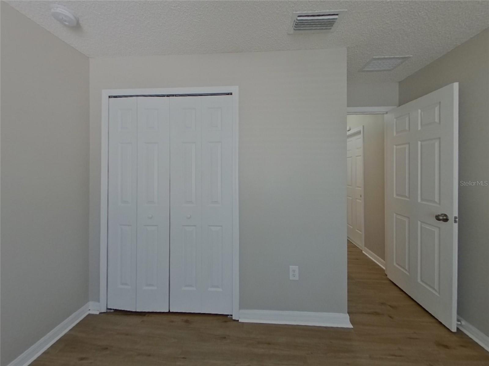Image 8 of 15 For 11749 Lynmoor Drive