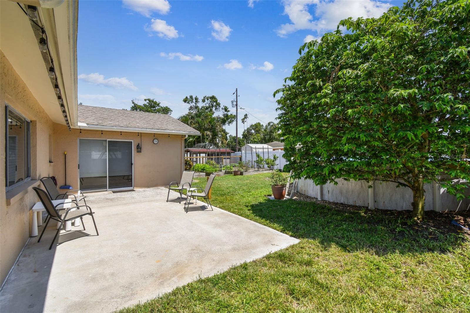 Image 30 of 42 For 11746 93rd Avenue