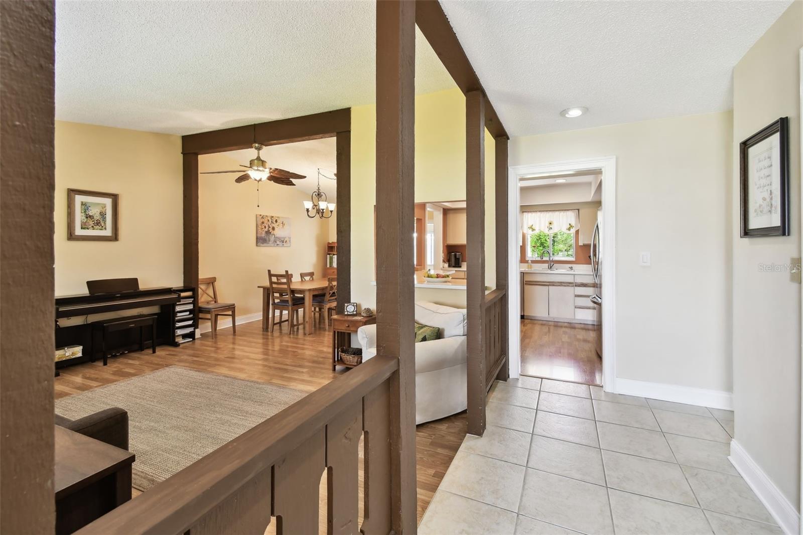 Image 5 of 42 For 11746 93rd Avenue
