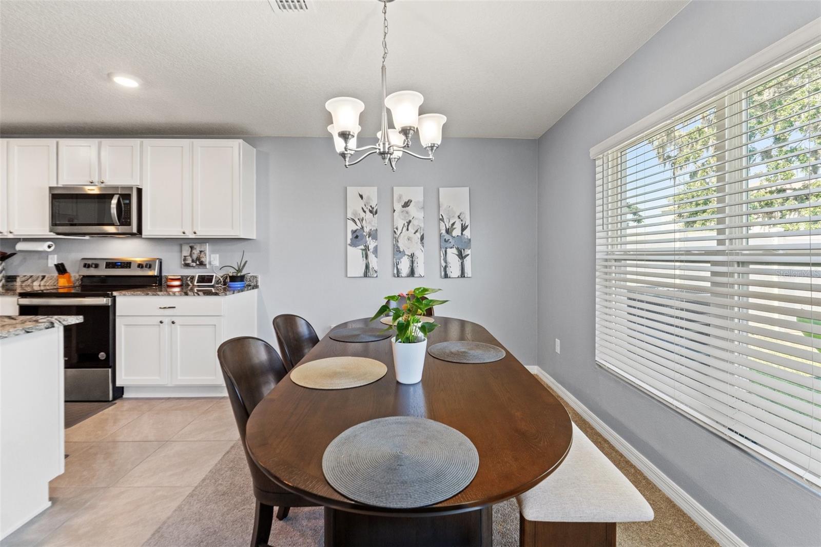 Listing photo id 8 for 13765 Whiskey Daisy Drive