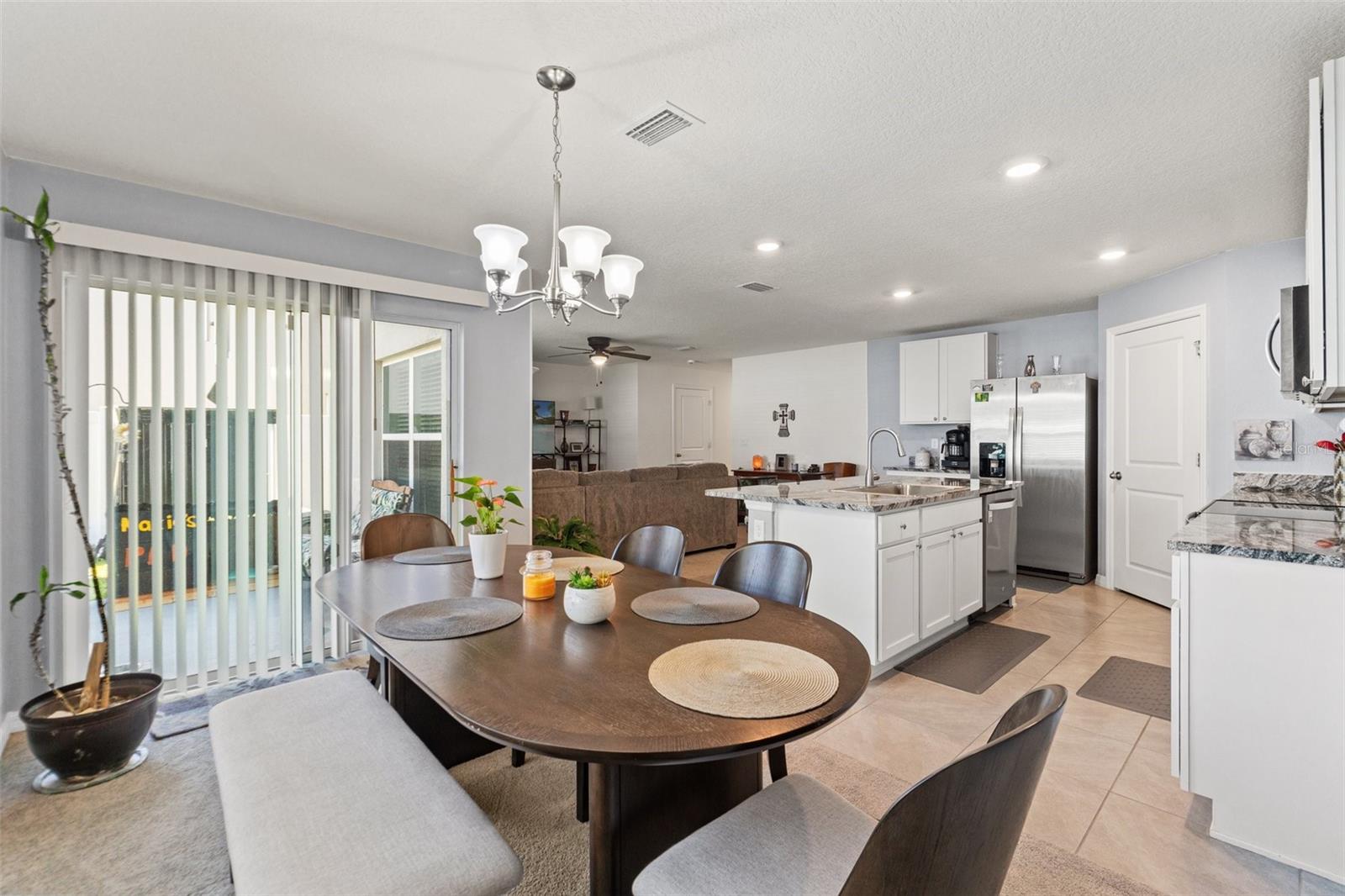 Listing photo id 10 for 13765 Whiskey Daisy Drive
