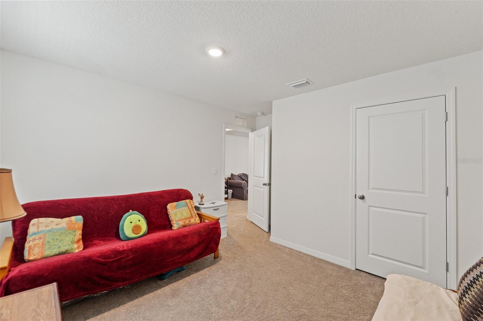 Listing photo id 24 for 13765 Whiskey Daisy Drive