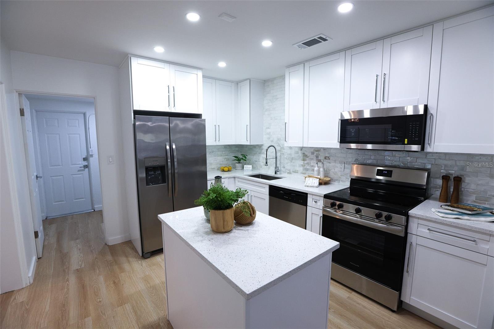 Image 13 of 32 For 8059 26th Avenue N