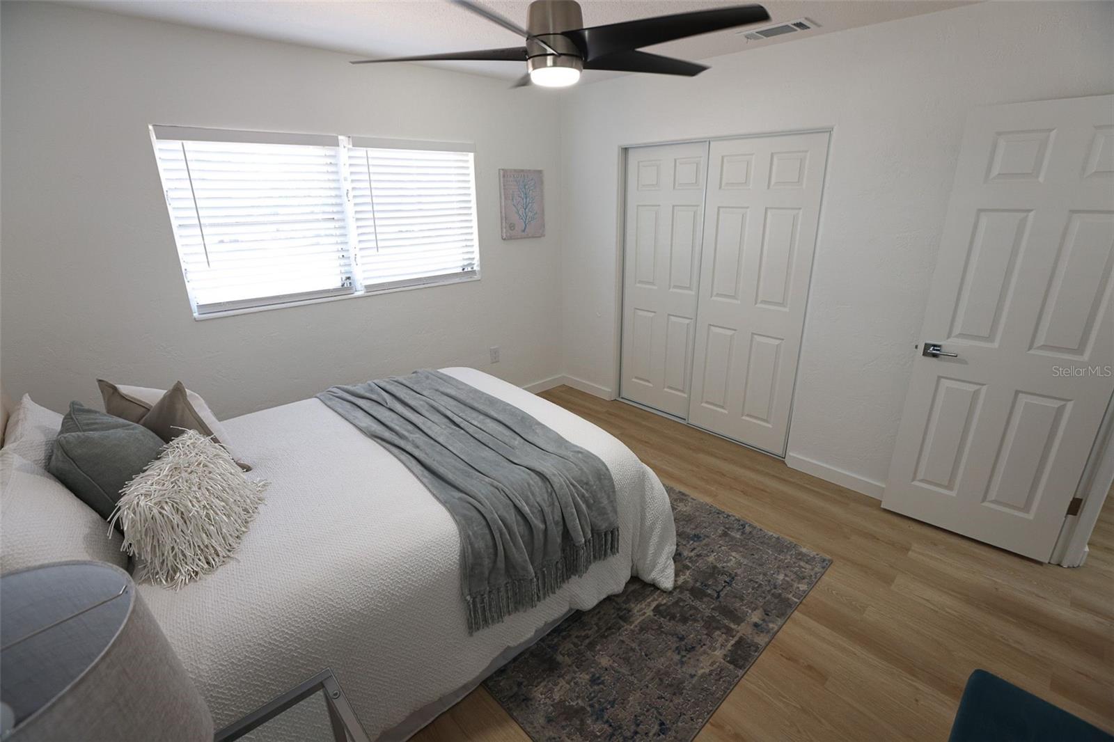Image 21 of 32 For 8059 26th Avenue N