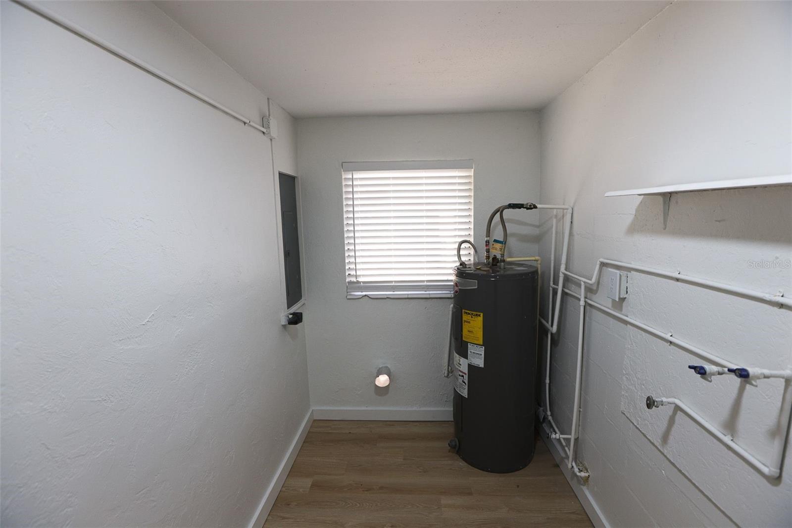 Image 28 of 32 For 8059 26th Avenue N