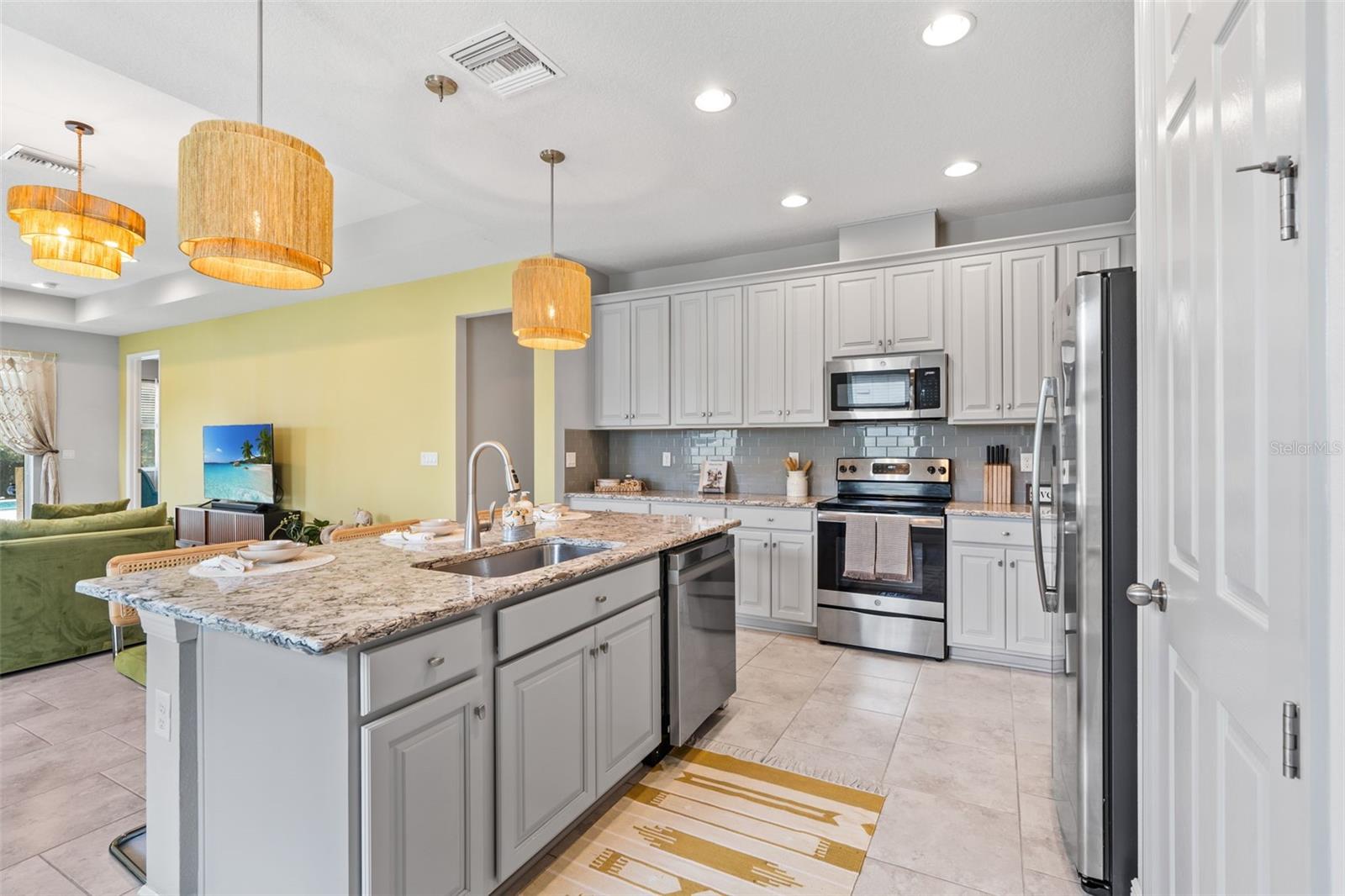 Listing photo id 20 for 30801 Parrot Reef Court