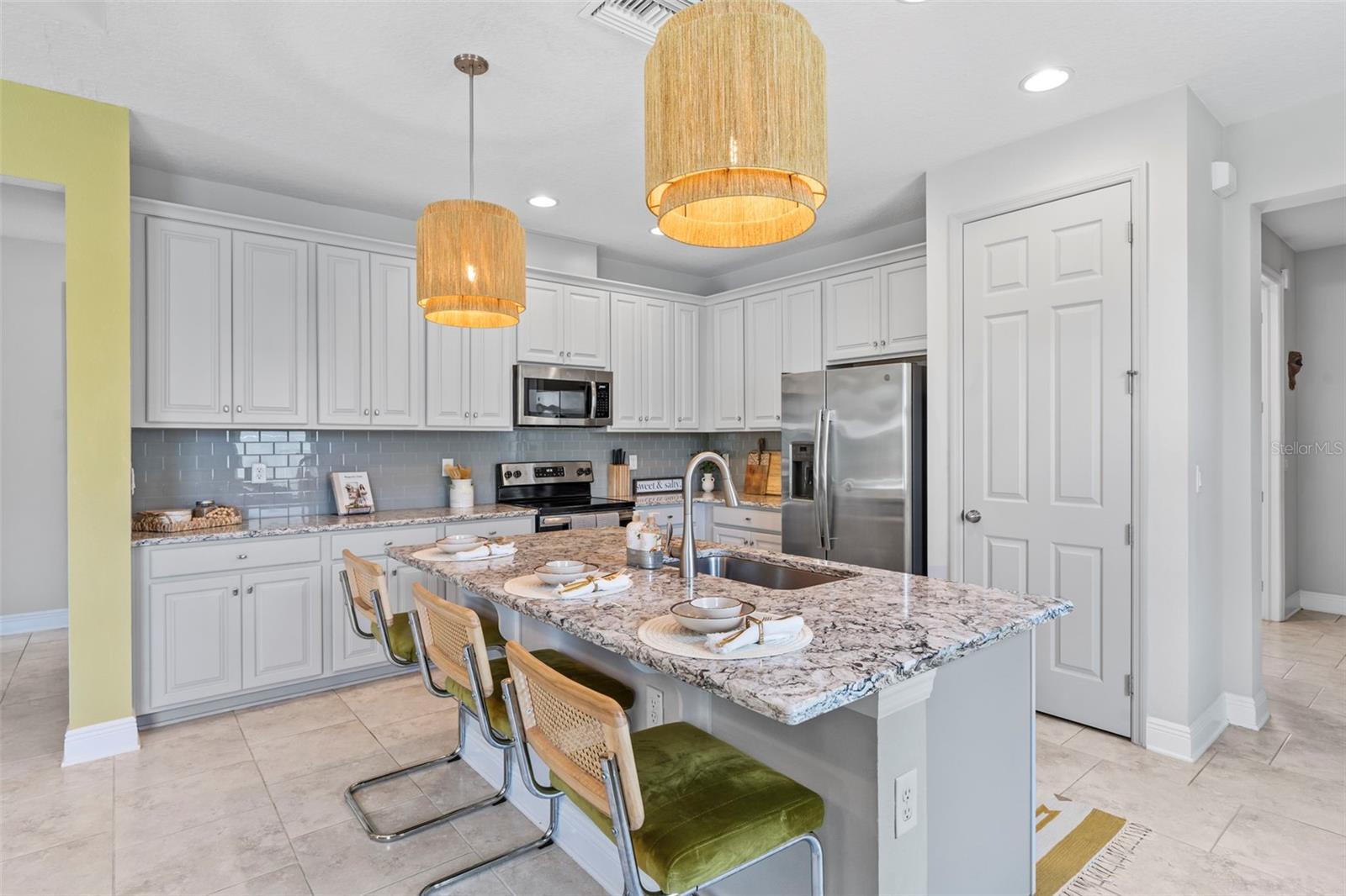 Listing photo id 22 for 30801 Parrot Reef Court