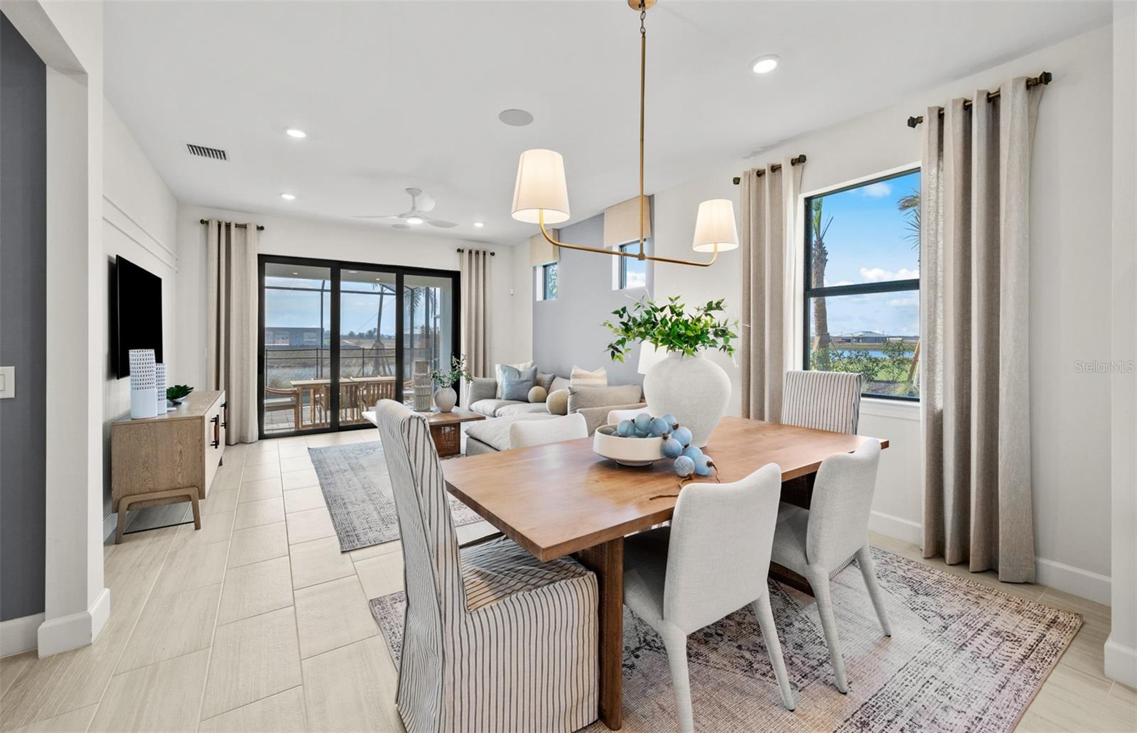 Image 12 of 30 For 5014 Coastal Oak Court