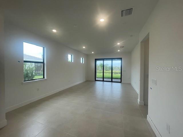 Image 6 of 30 For 5014 Coastal Oak Court