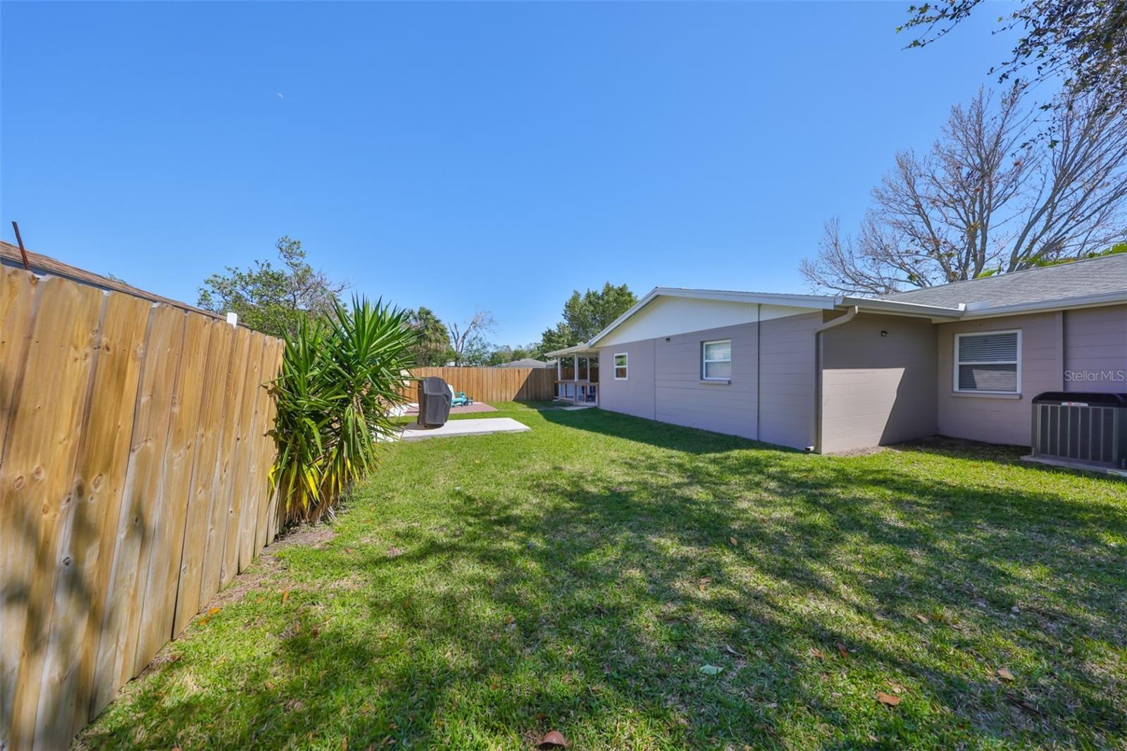 Image 18 of 25 For 3911 Wallace Avenue