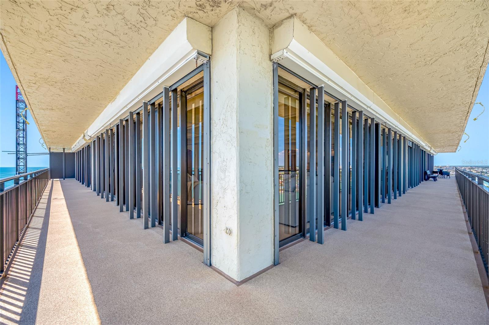 Listing photo id 16 for 7600 Bayshore Drive 1201a
