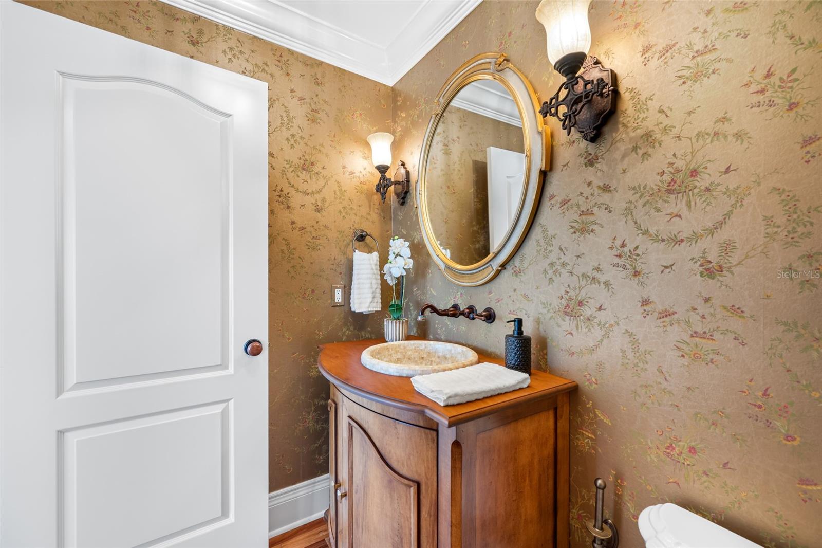 Listing photo id 21 for 7600 Bayshore Drive 1201a