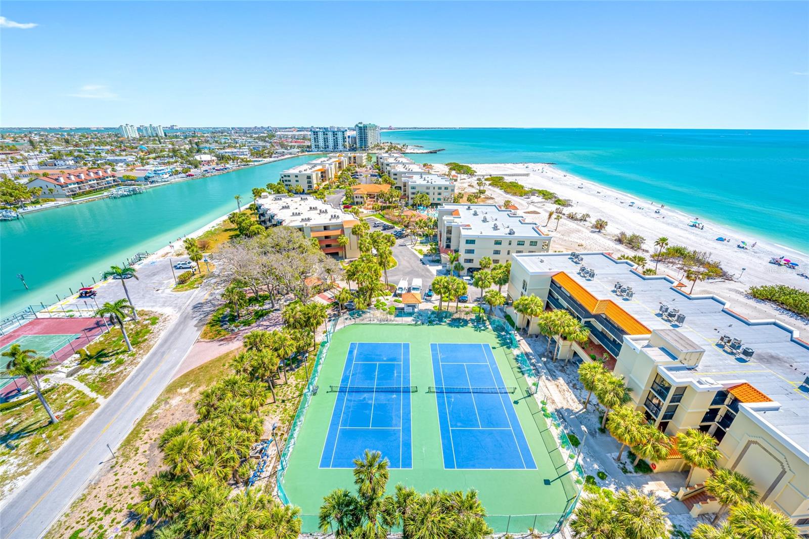 Listing photo id 61 for 7600 Bayshore Drive 1201a