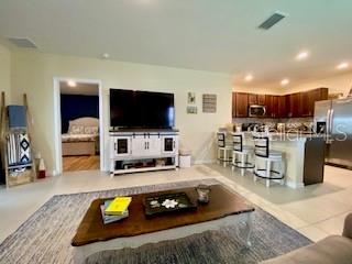 Listing photo id 9 for 1398 Crescent Hoop Way