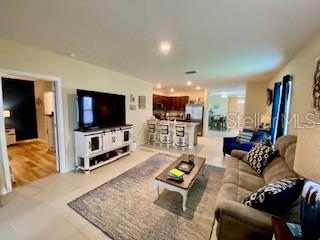 Listing photo id 10 for 1398 Crescent Hoop Way