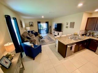 Listing photo id 22 for 1398 Crescent Hoop Way