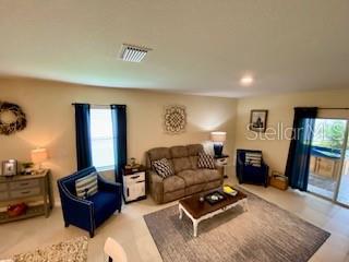 Listing photo id 23 for 1398 Crescent Hoop Way