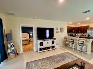 Listing photo id 28 for 1398 Crescent Hoop Way