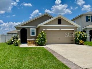 Listing photo id 69 for 1398 Crescent Hoop Way