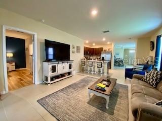 Listing photo id 7 for 1398 Crescent Hoop Way
