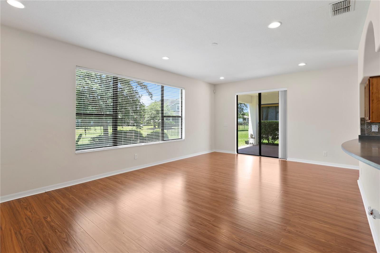 Image 14 of 53 For 20317 Chestnut Grove Drive