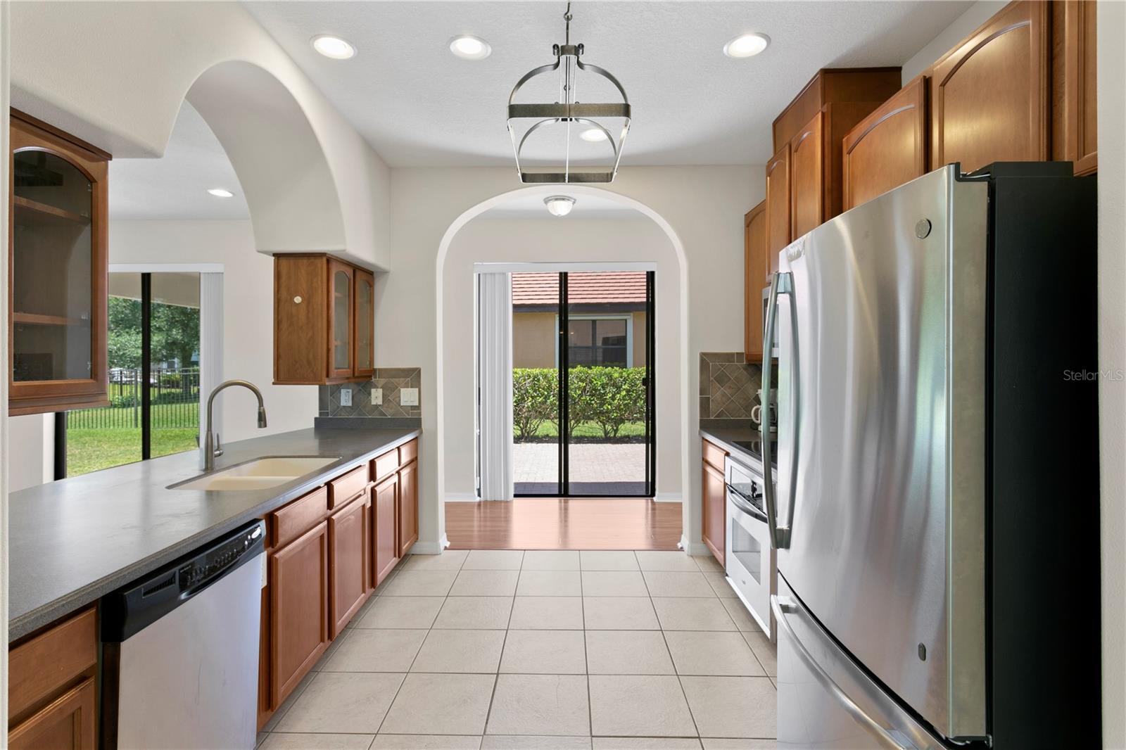 Image 17 of 53 For 20317 Chestnut Grove Drive