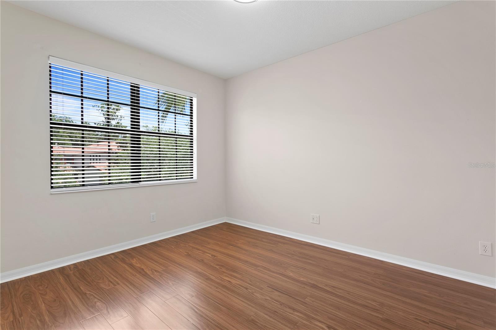Image 30 of 53 For 20317 Chestnut Grove Drive