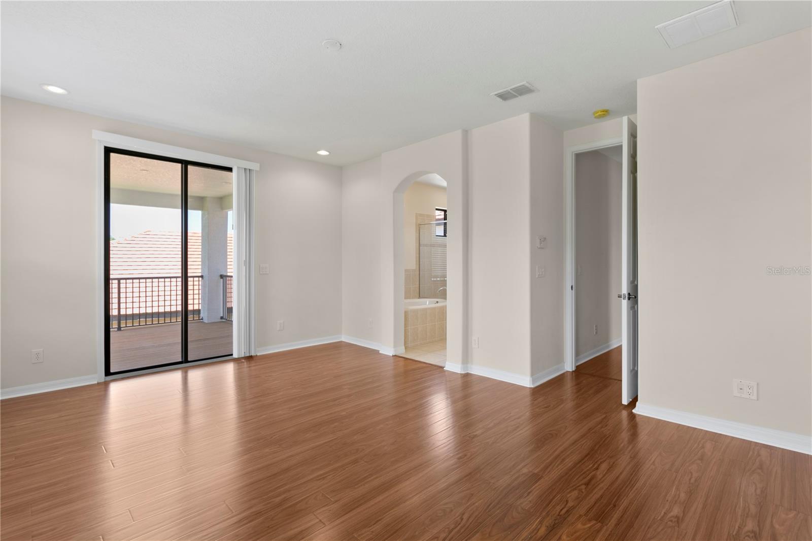 Image 37 of 53 For 20317 Chestnut Grove Drive