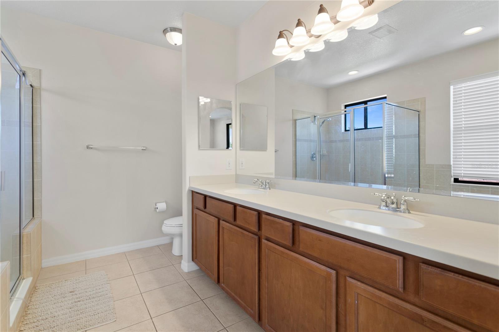 Image 40 of 53 For 20317 Chestnut Grove Drive