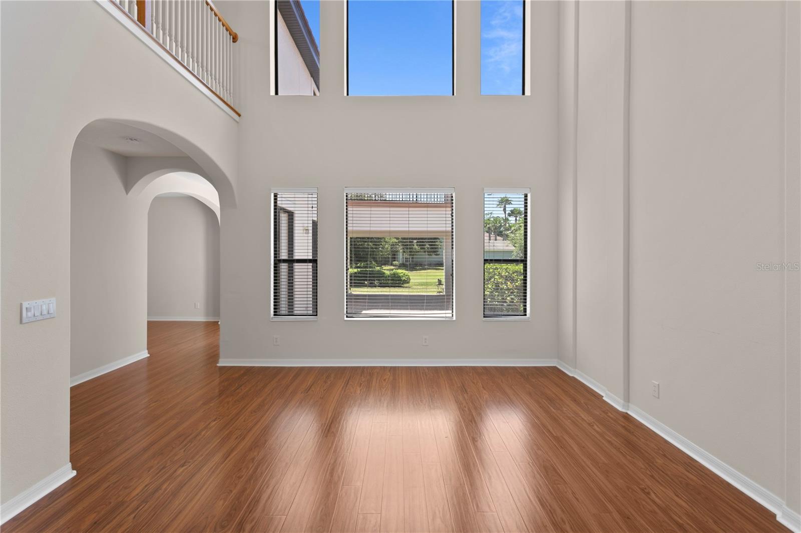 Image 7 of 53 For 20317 Chestnut Grove Drive