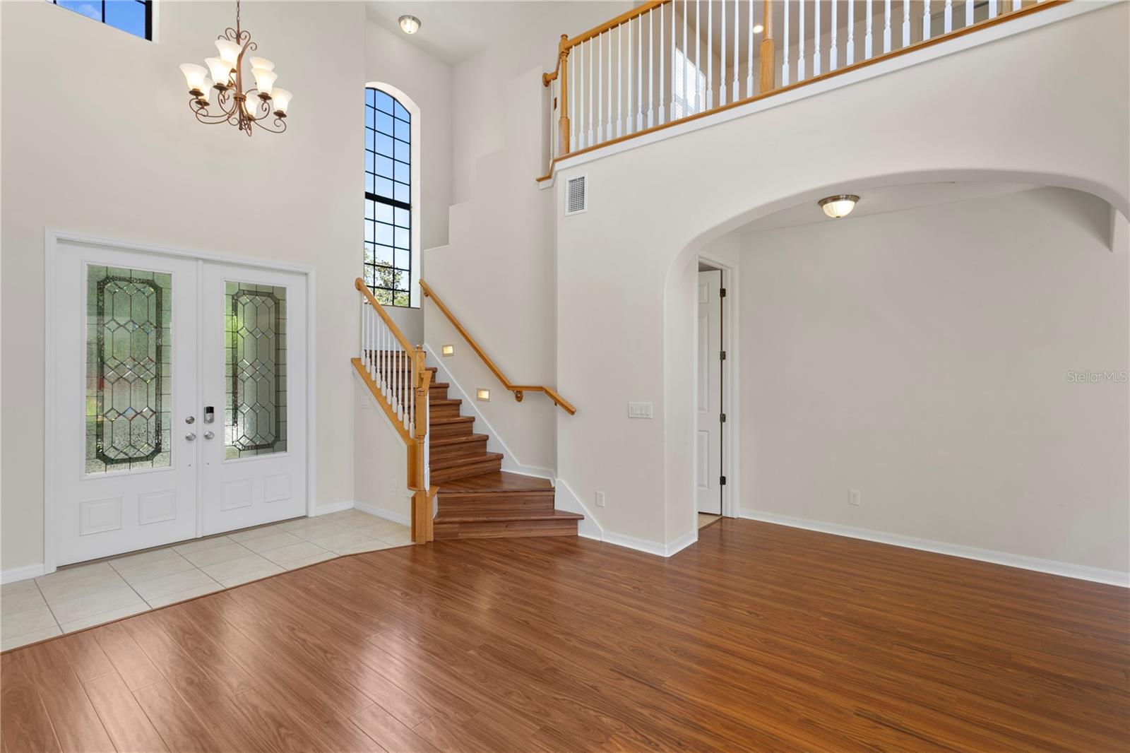 Image 8 of 53 For 20317 Chestnut Grove Drive