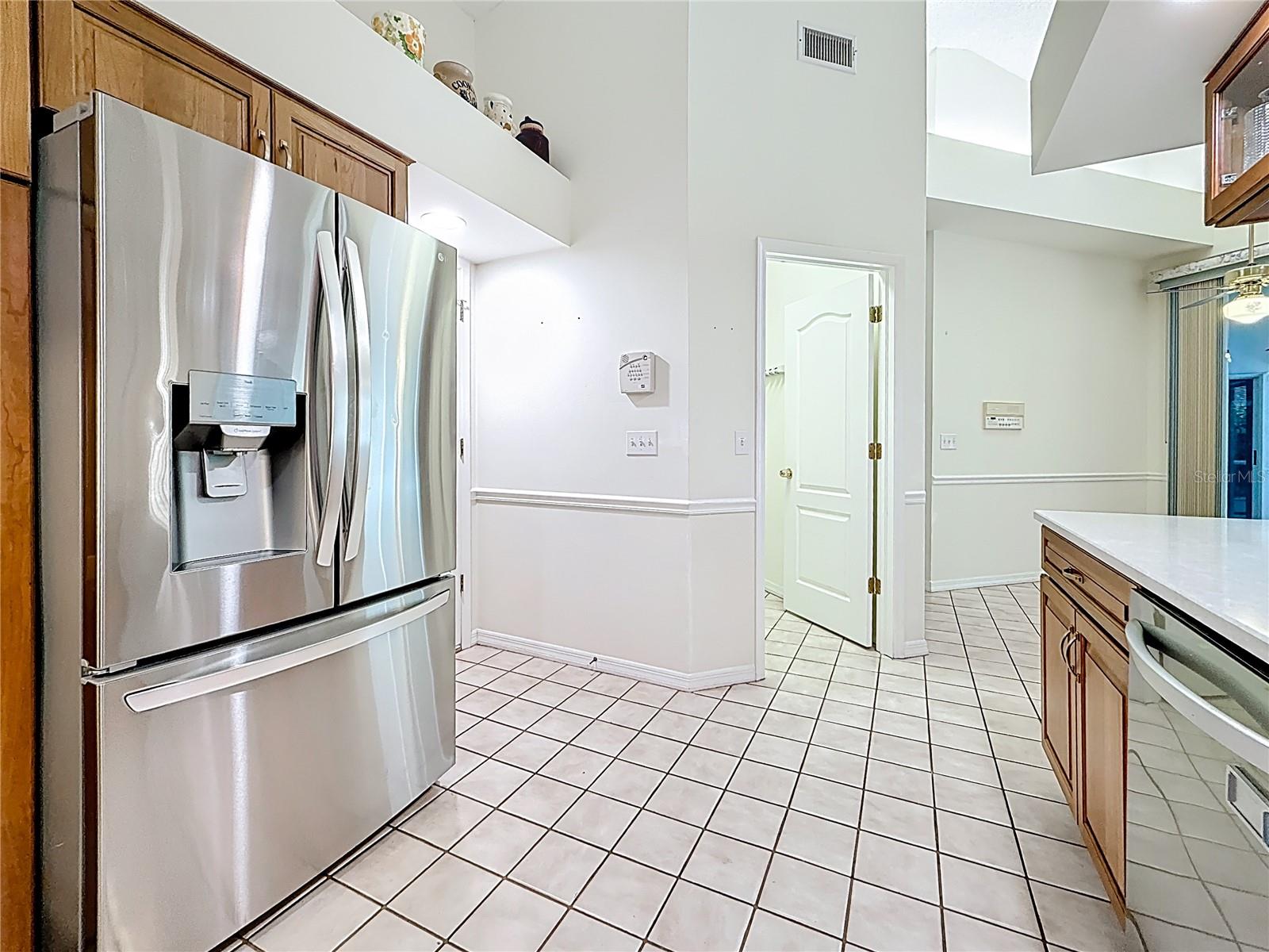 Image 14 of 82 For 2973 Spring Oak Court