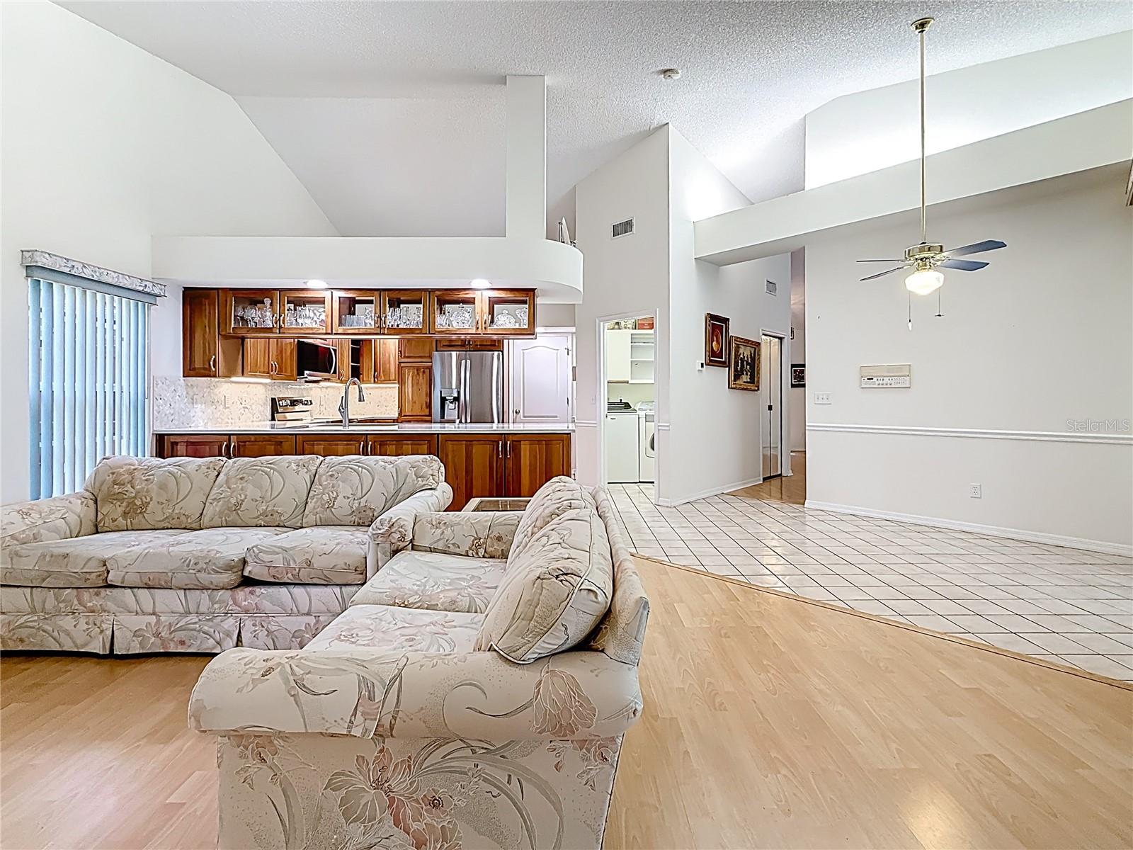 Image 18 of 82 For 2973 Spring Oak Court