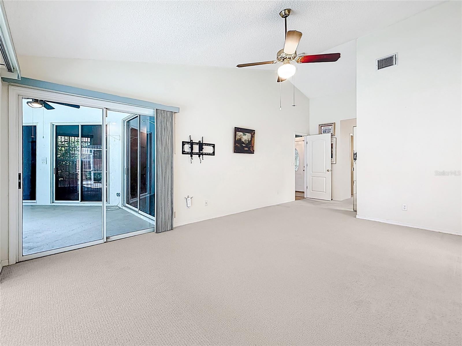 Image 24 of 82 For 2973 Spring Oak Court