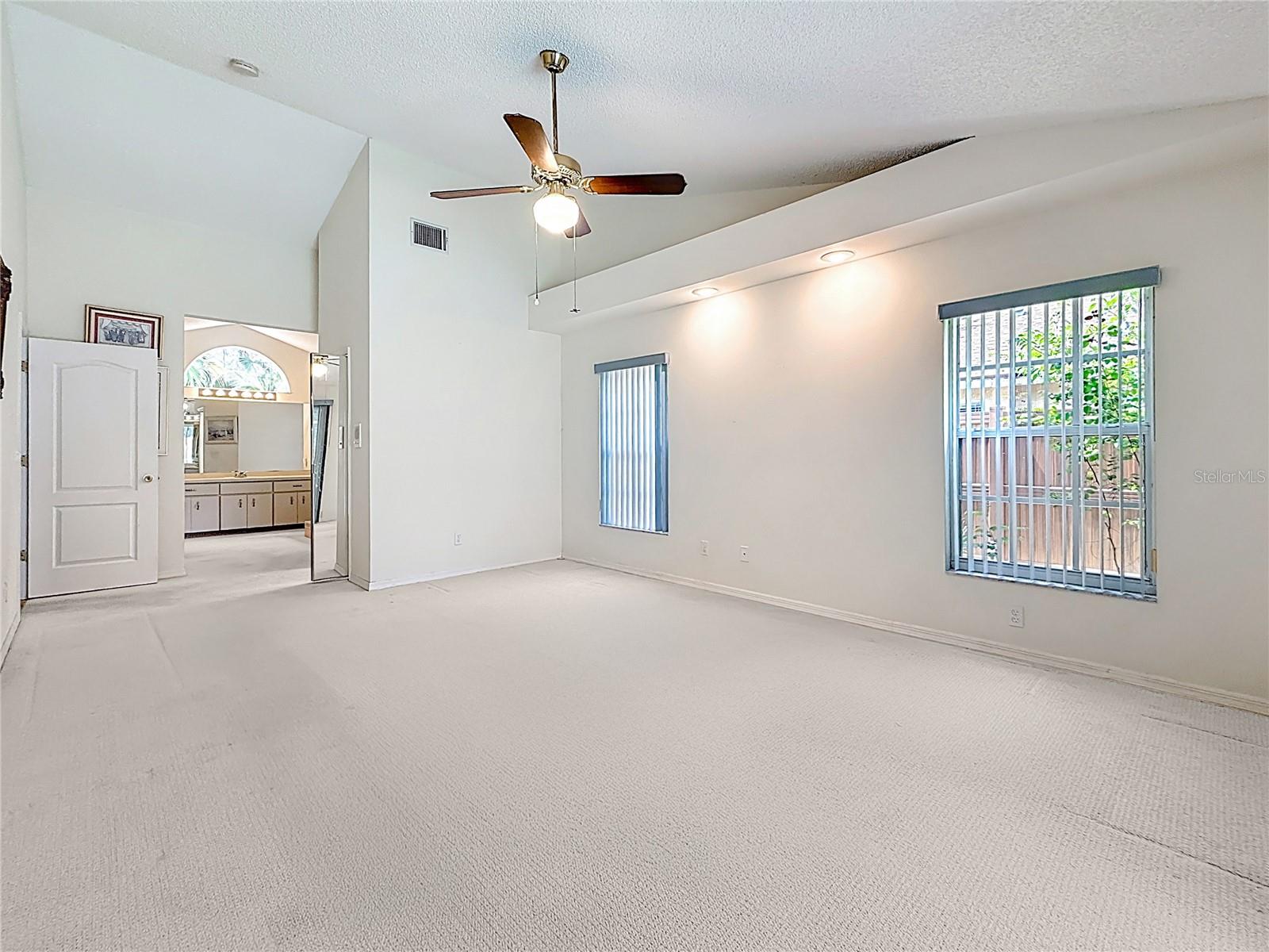 Image 25 of 82 For 2973 Spring Oak Court